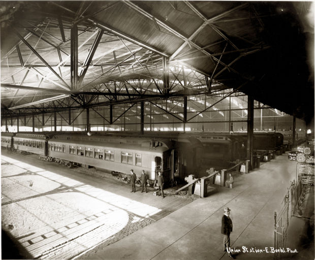 Train shed at Union Station, 1907